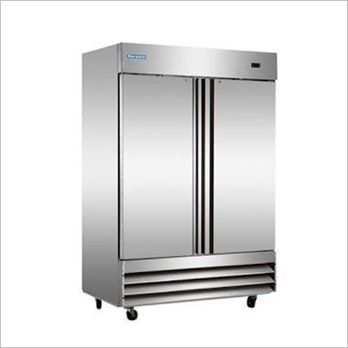 Fridge
(Solid door)